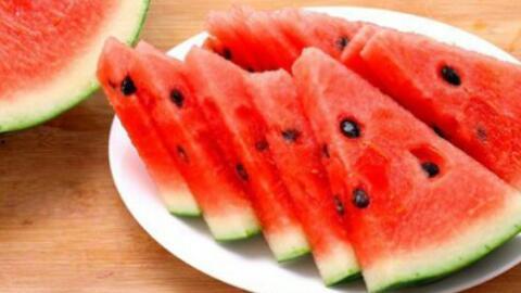 网红吃瓜视频干仗,一场网络狂欢背后的真相